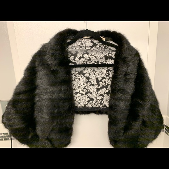 Bvlgari Rare Vintage BlackMinkStole - Picture 7 of 8